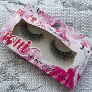 Ioni Lashes